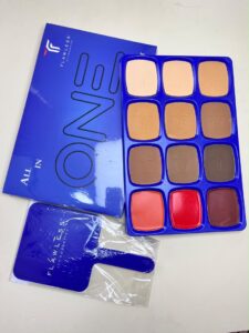 Flawlessivy Powder pallette