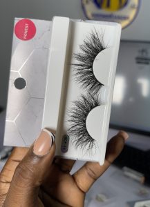 Mk single lashes