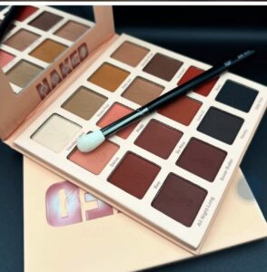 Veebeauty Naked Eyeshadow