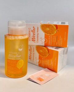 Blossom Vit C micellar water