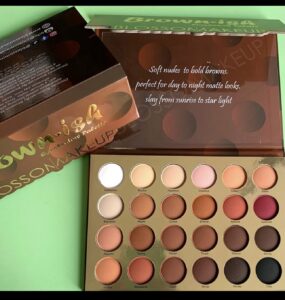 Blossom Brownish Eyeshadow
