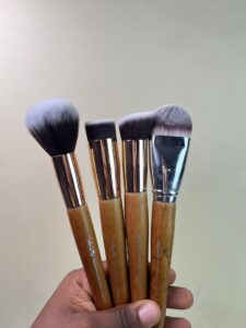 Amor US SET of 4 brushes