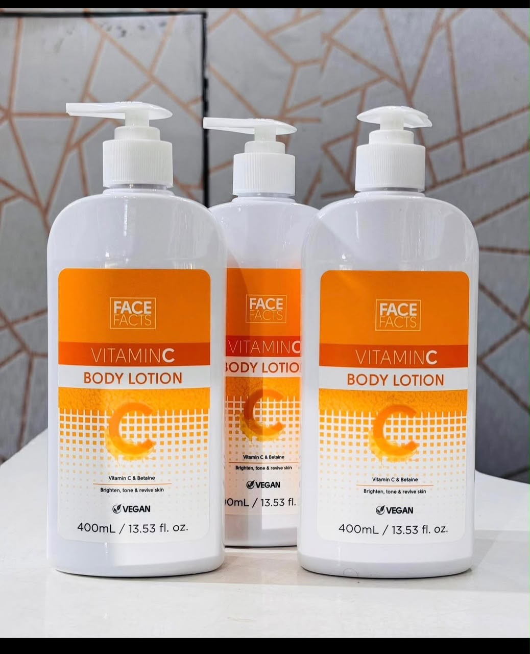 Face Fact Vitamin C Body Lotion - Image 2